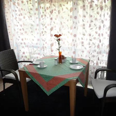 Bed & Breakfast Haus Weschke