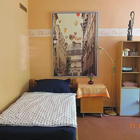 לינה וארוחת בוקר Haus Weschke הופהיים אם טאונוס